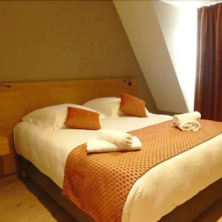 Le Castel D'alti 酒店 4*