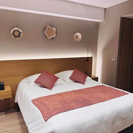 Hotel Le Castel D'alti