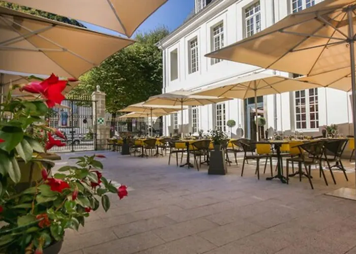 Le Castel D'alti Bagnères-de-Luchon
