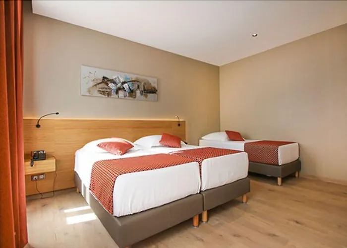 Le Castel D'alti Bagnères-de-Luchon