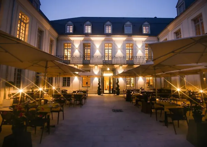 Le Castel D'alti Bagnères-de-Luchon